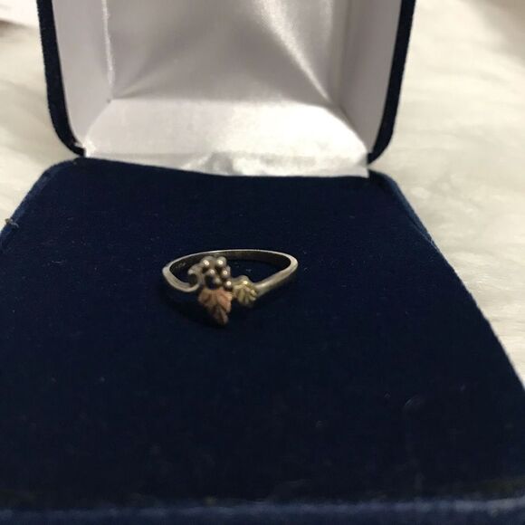 Black Hills Gold Ring Size 5.5 - Picture 2 of 8